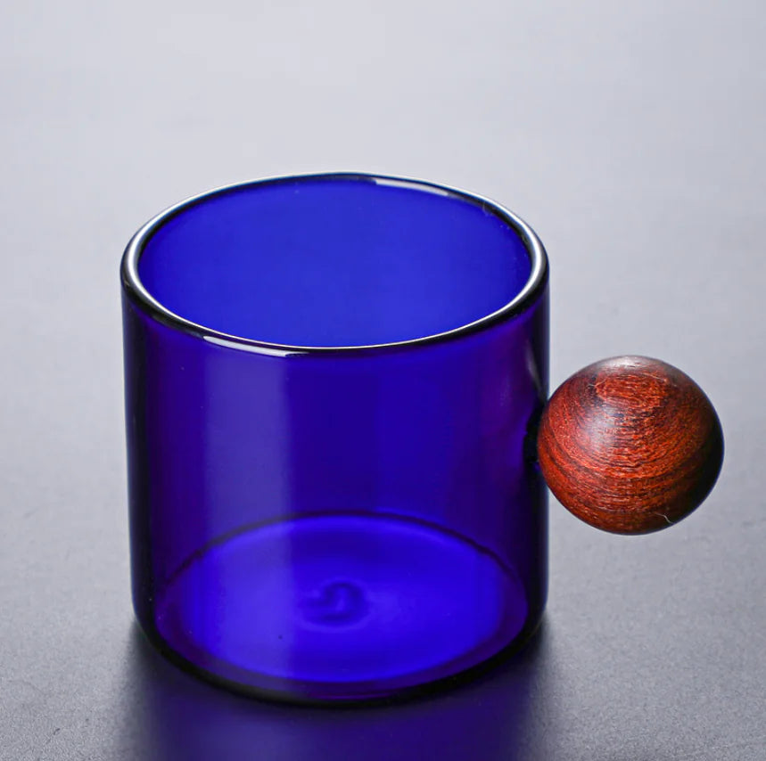 Taza de Café de Colores con Mango de Madera